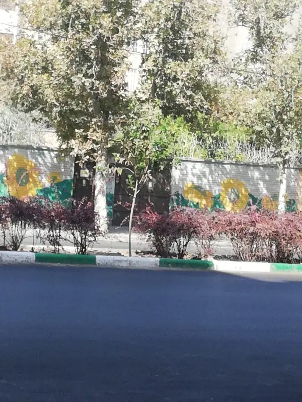 ویلایی 300 متر اقبال برسلانی