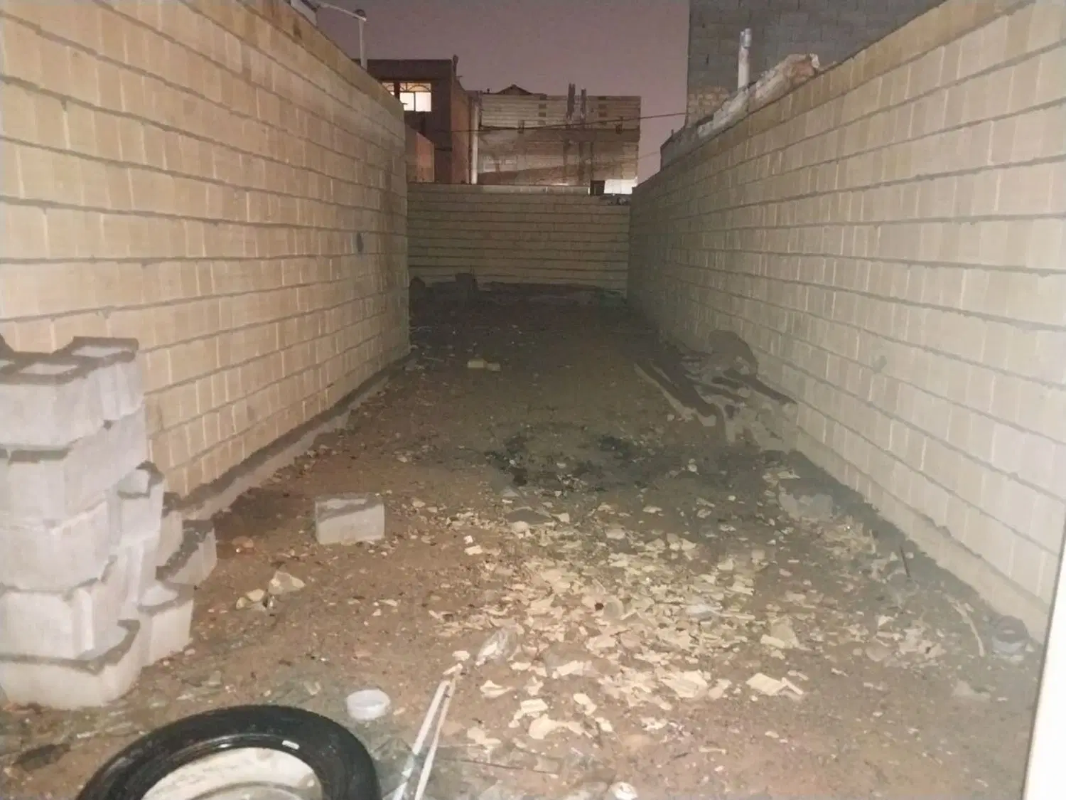 خانه نیم ساز فروشی