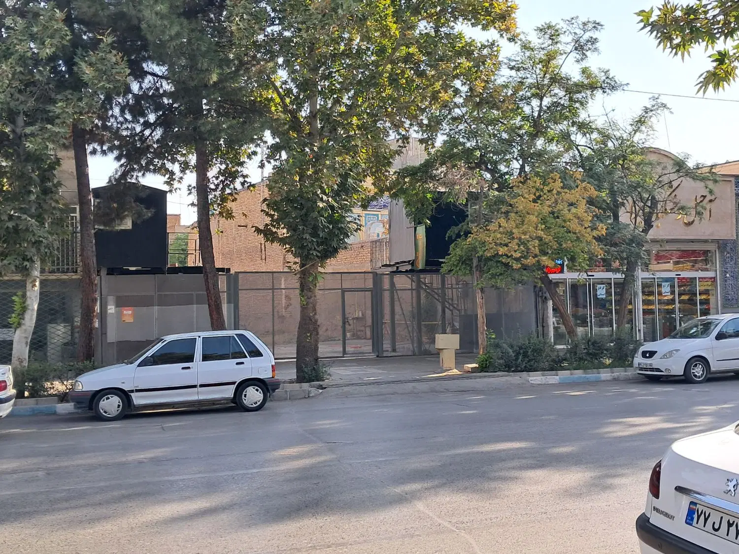 فروش زمین ۸۹۷ نیشابور حاشیه خ امام خمینی