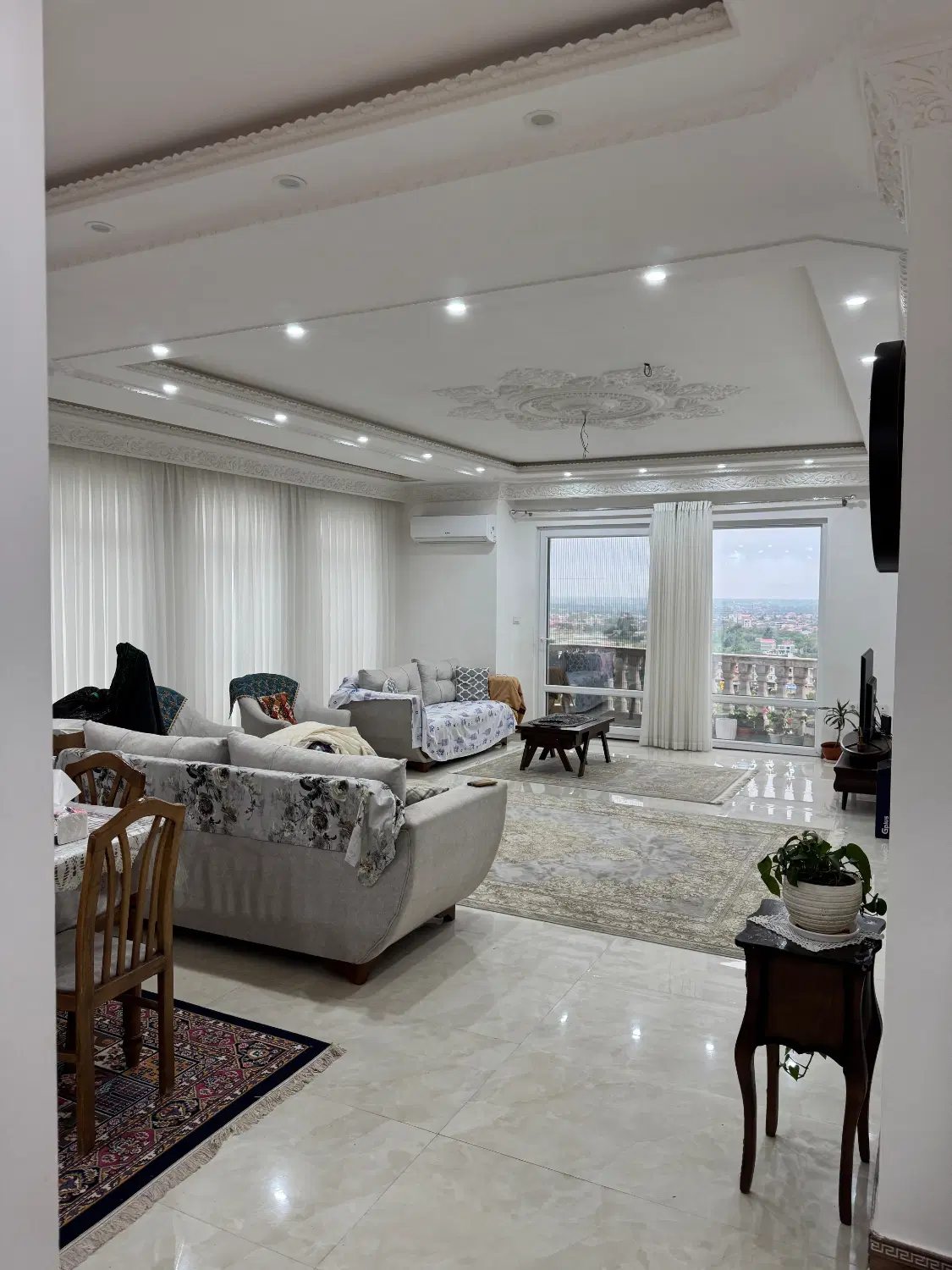 اجاره ۱۴۵ متری ۳ خواب لوکس