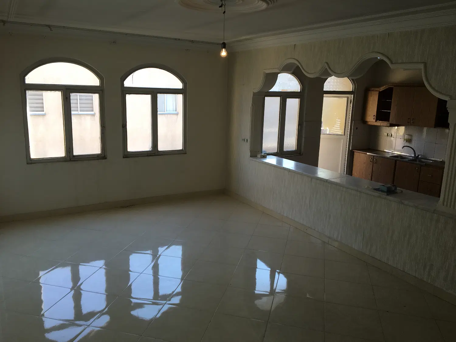 آپارتمان ۹۰ متری ابطالب ۱