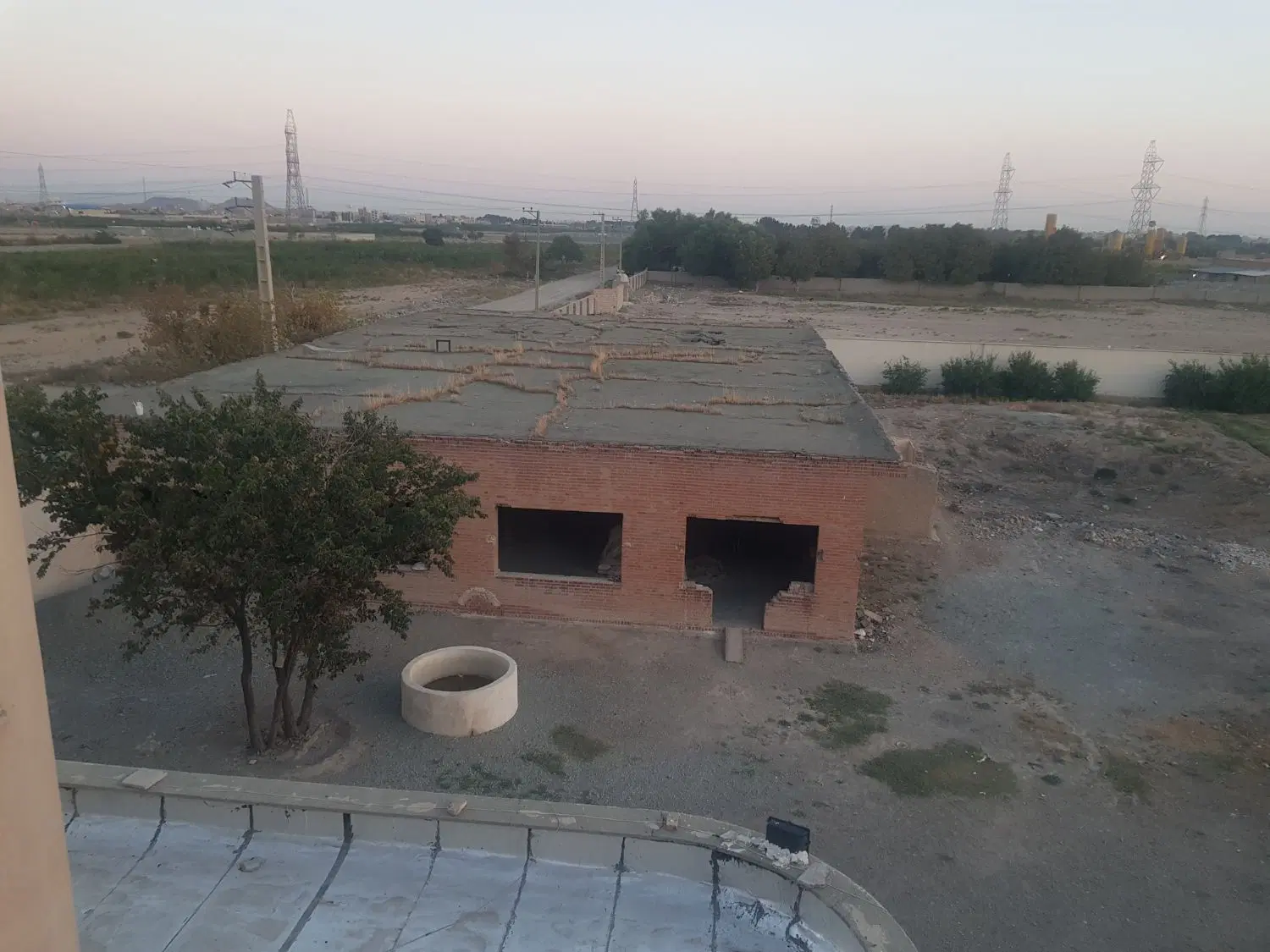 چهاردیواری باغ ۳۴ هزار متری