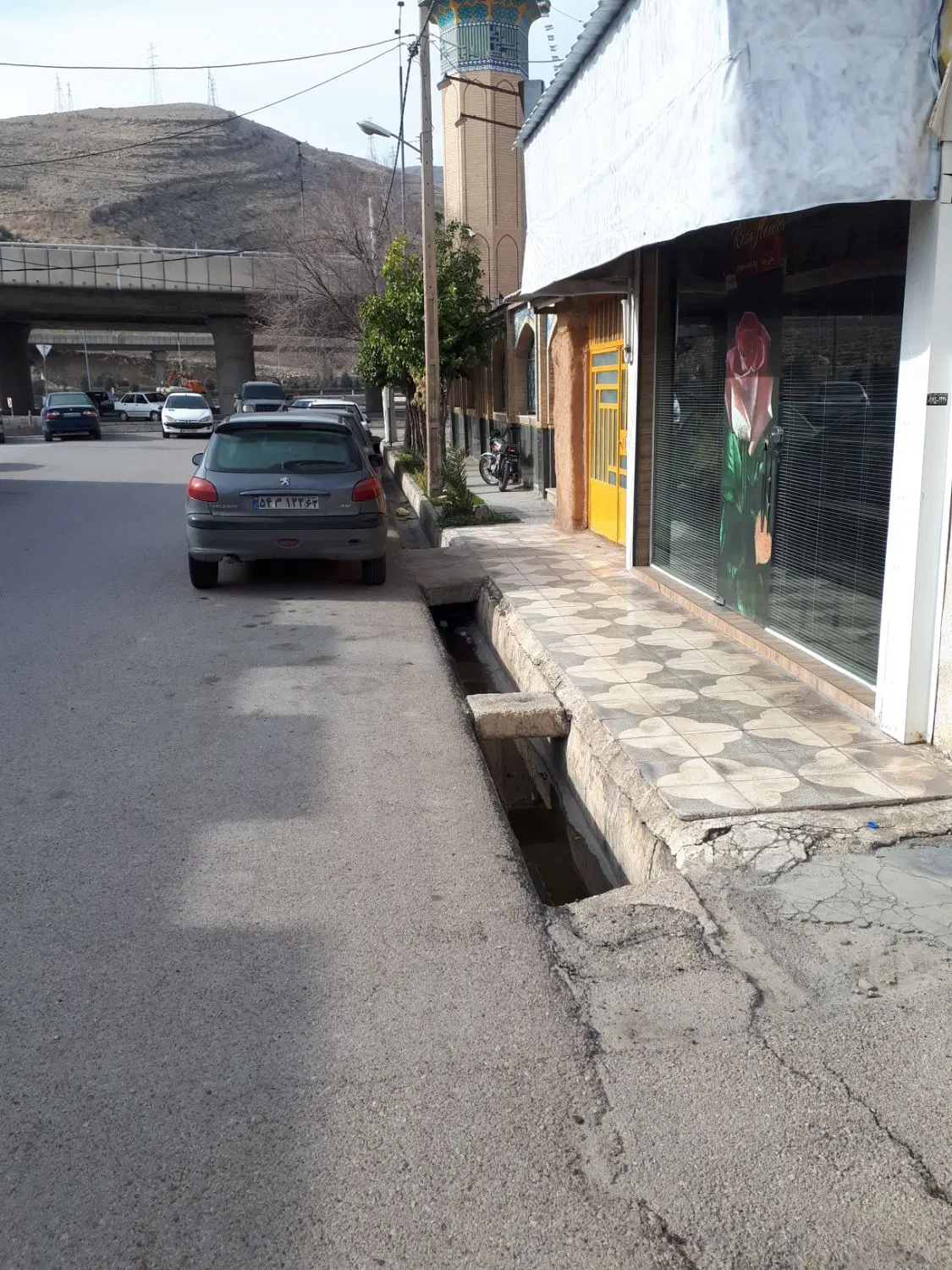 شراکت دفتر و انبار ۱۰۰ متری همت جنوبی