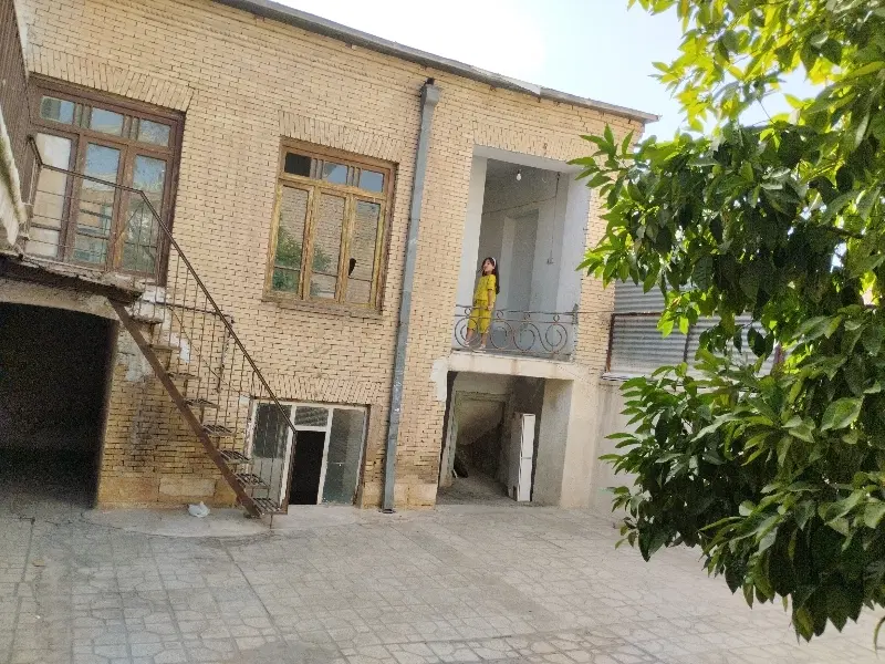 باسلام ساختمان ویلایی رهن اجاره داده میشود