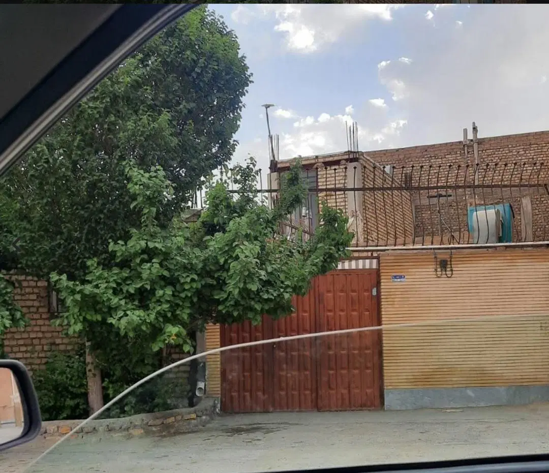 اجاره یک واحد منزل مسکونی.