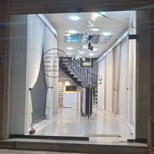 فروش مغازه ۱۰۰ متری