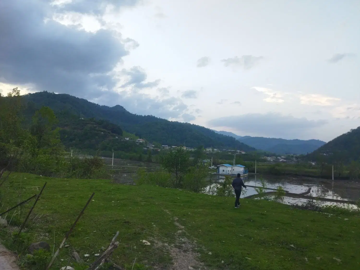 زمین با ویو رویایی