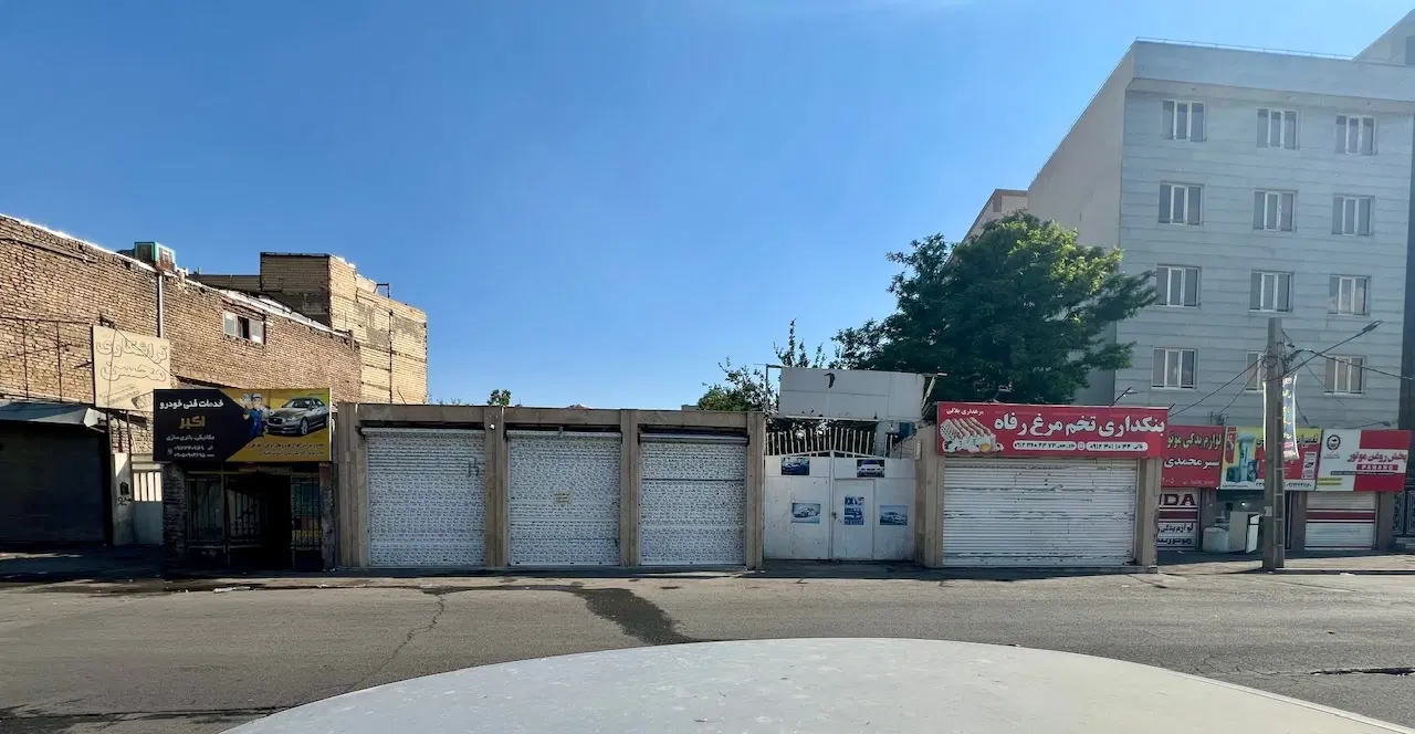 اجاره دو مغازه حدود ۲۰ متر ی  خ فرهنگ