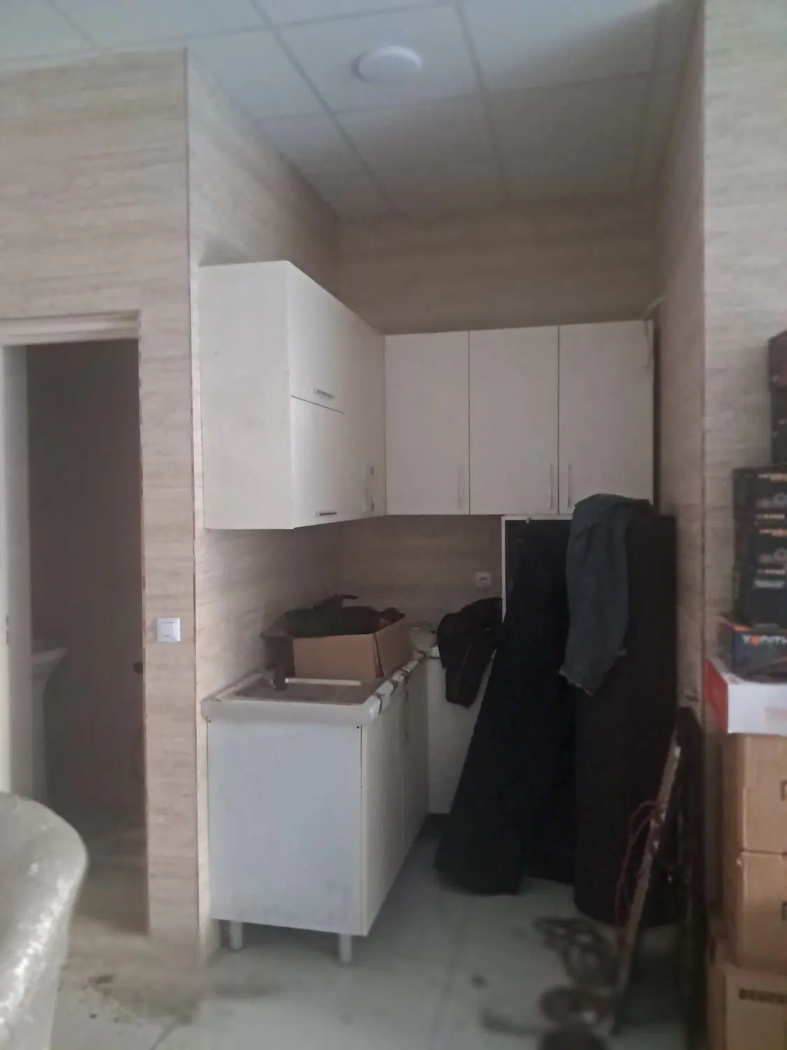 مغازه  65  مترفاز یک اندیشه