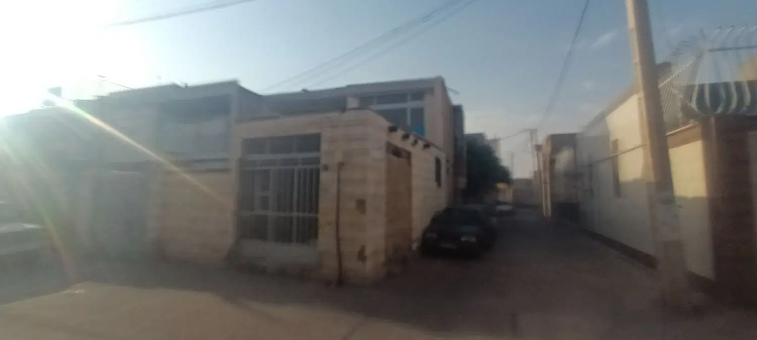 دوطبقه  ۲ نبش ۱۵۰ متر زمین