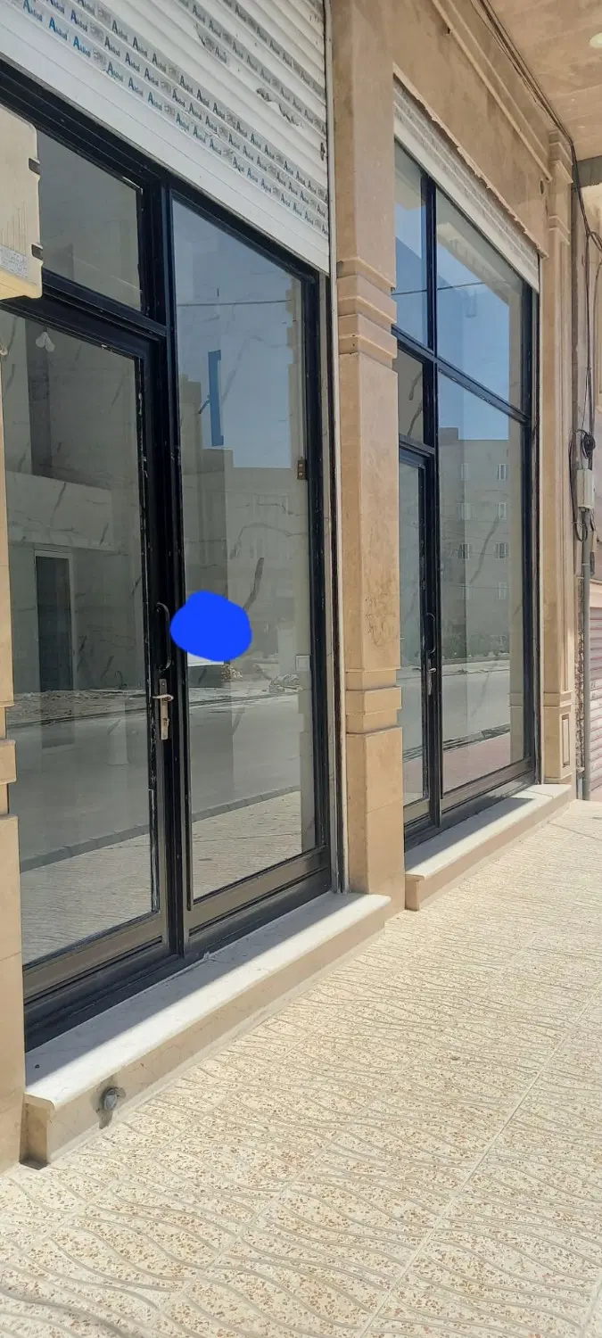 اجاره یک باب مغازه دو دهنه