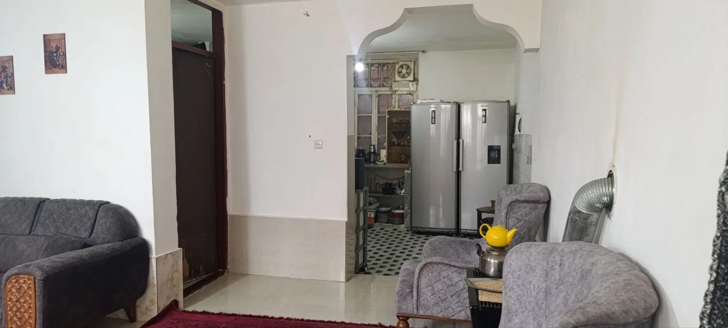 خونه ۷۰ متری تک خواب حیاط دار واقع در راهبند