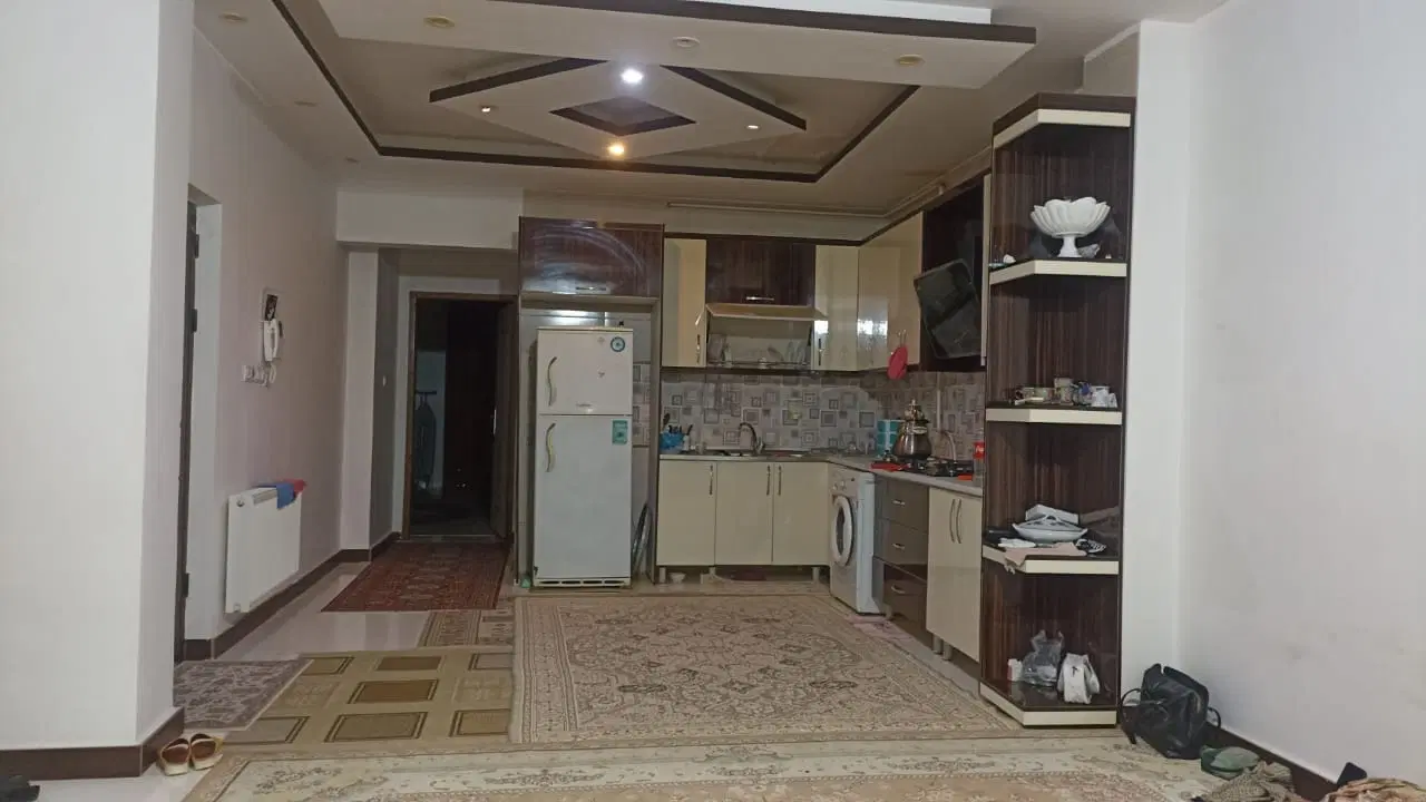 طبقه اول راه مشترک120متردوخواب با پارکینگ وپکیج