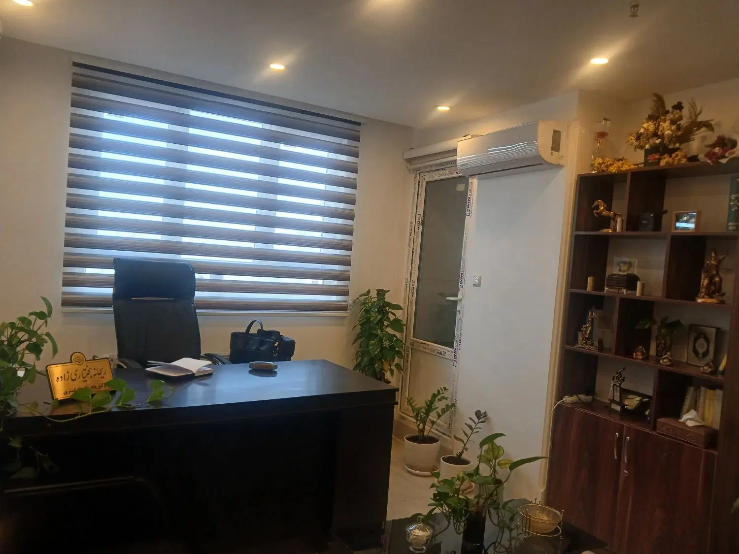 اجاره یک اتاق از دفتر