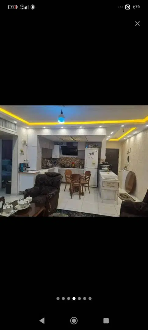 یک طبقه از دو طبقه حیاط دار سند دار صدرا یک