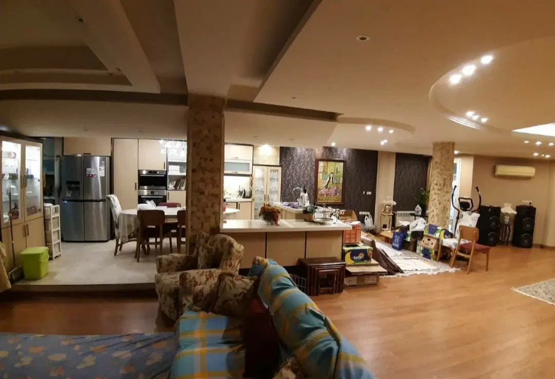 فروش آپارتمان ۳۰۰ متری در طبرستان