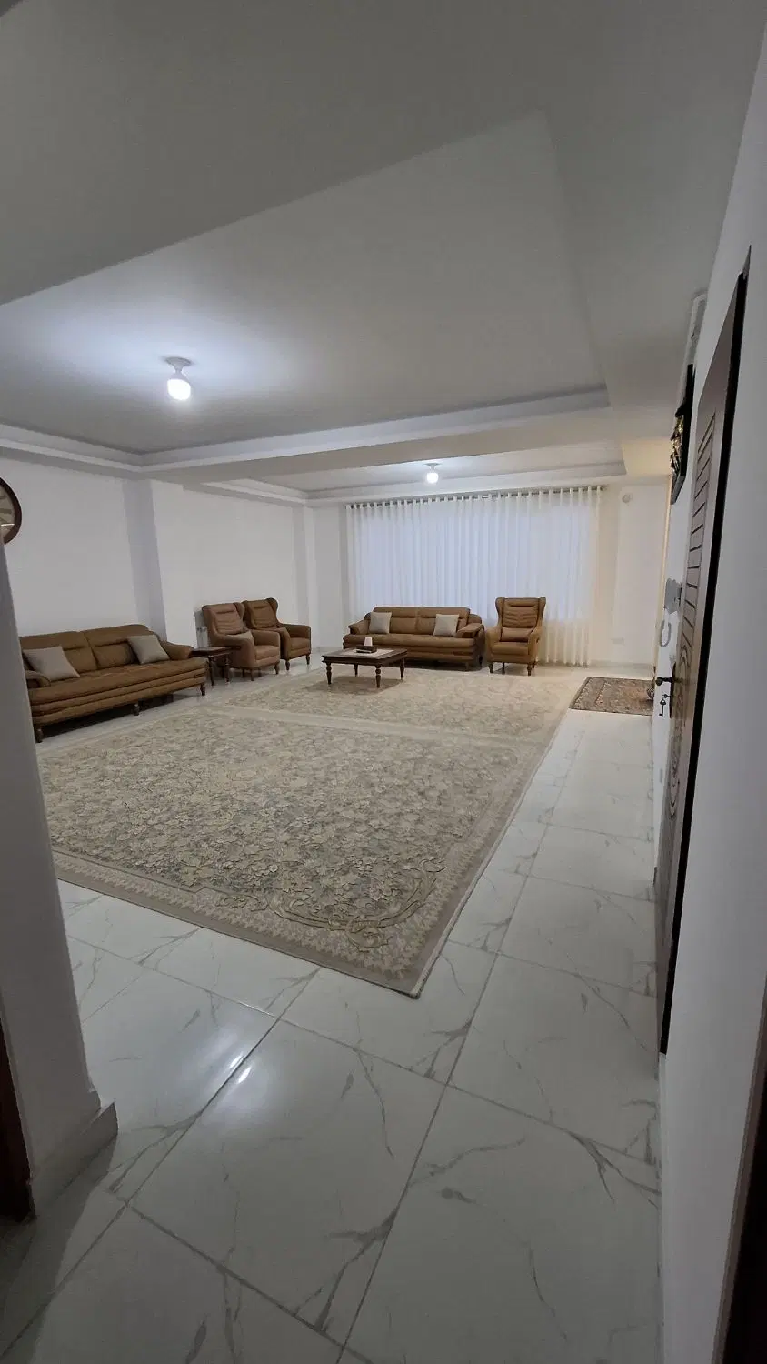 خانه اجاره‌ای ساحلی