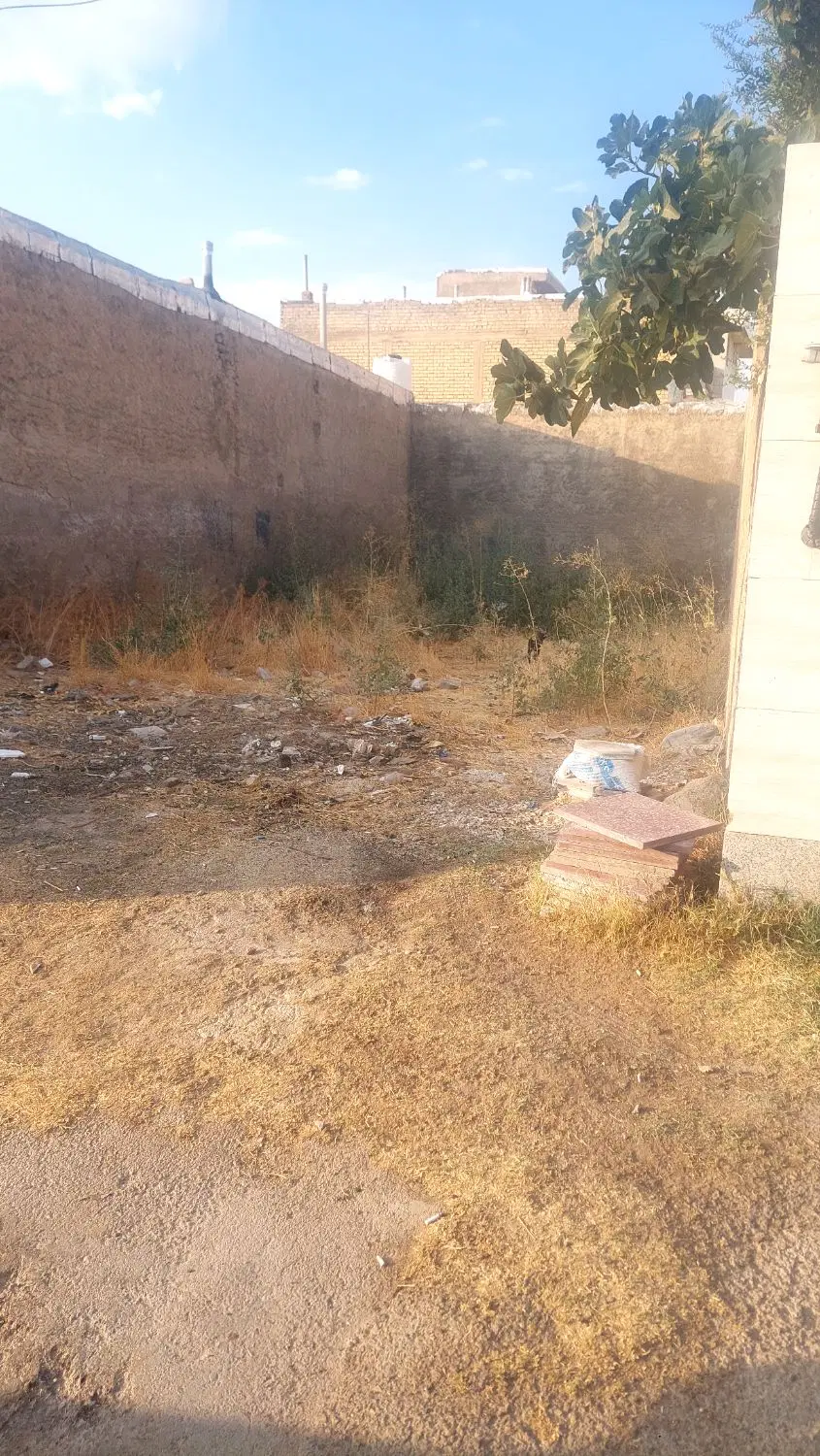 فروش فوری زمین ۱۳۵متری درب حیاط بلوار اتحاد