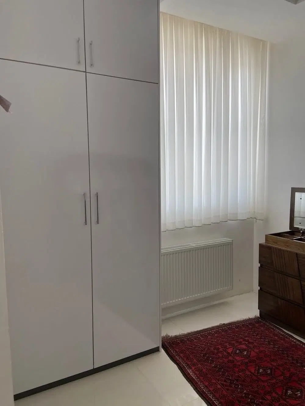 ۱۳۷ متر آپارتمان سنددار _۳ خواب _تک‌واحدی