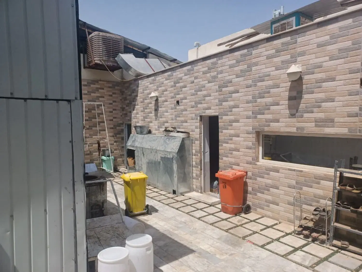 سوله کارگاه تولیدی کارخانه