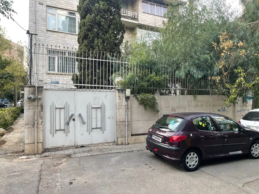 خانه ویلایی ۱۲۴ متری بر اتوبان کردستان