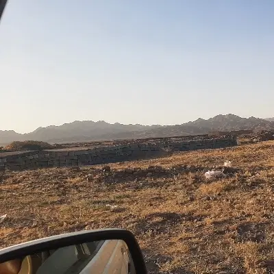 زمین حاجی اباد