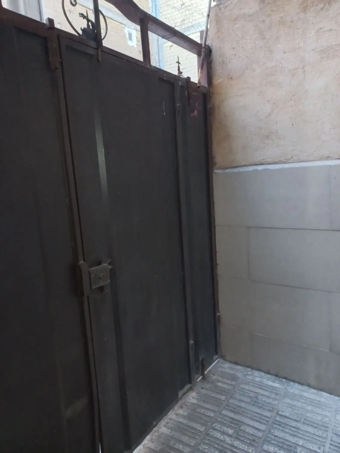 فروش مغازه دو کله در خیابان ۱۶ متری عرفان