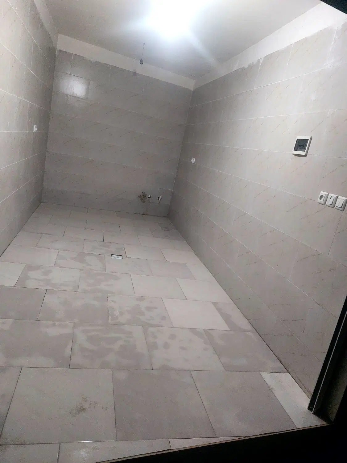 مغازه ۱۳ متری جماران
