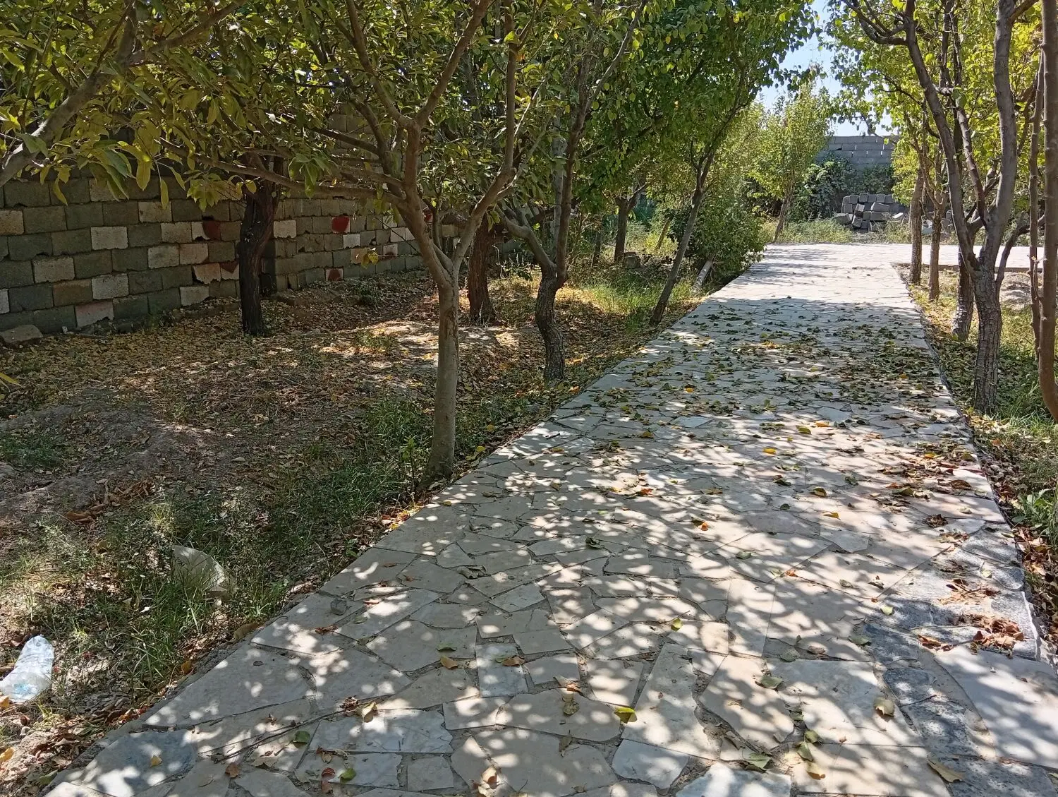 باغ ویلا در فاصله ۲۰۰ متری از بلوار شاهنامه