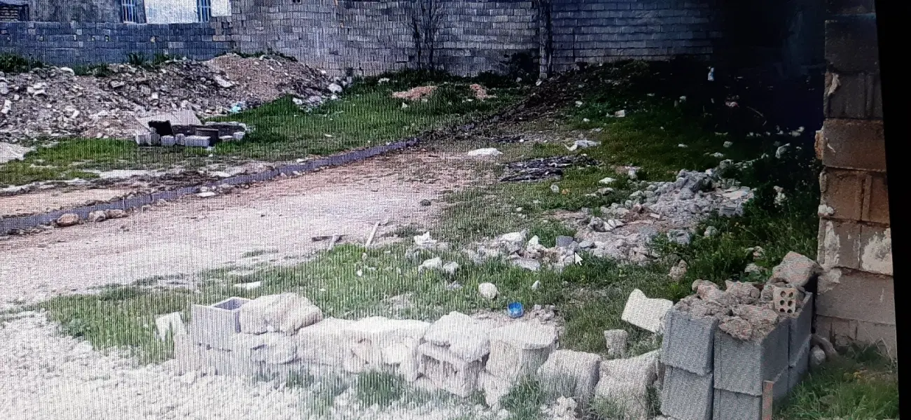 زمین مزدک