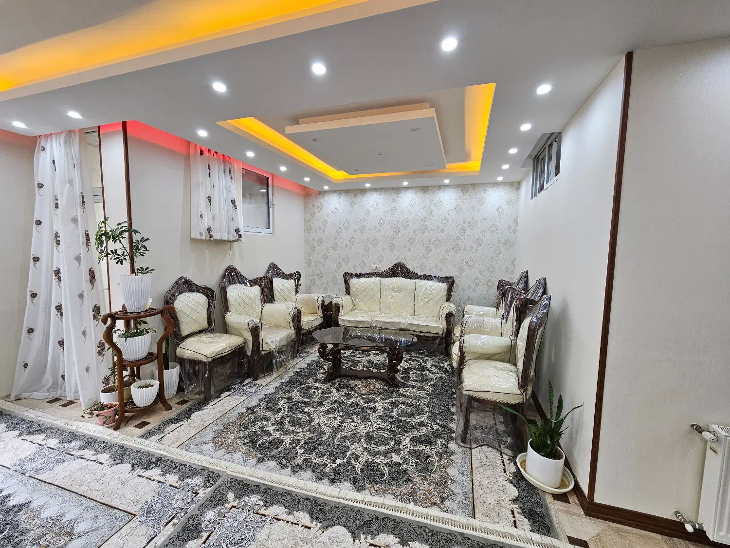 90 متر. جنوبی. دو خواب