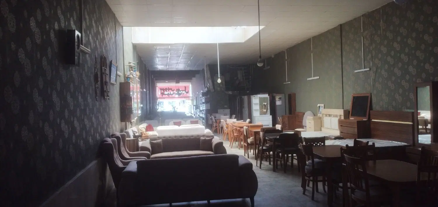 مغازه۲۶۰متری حاشیه توس