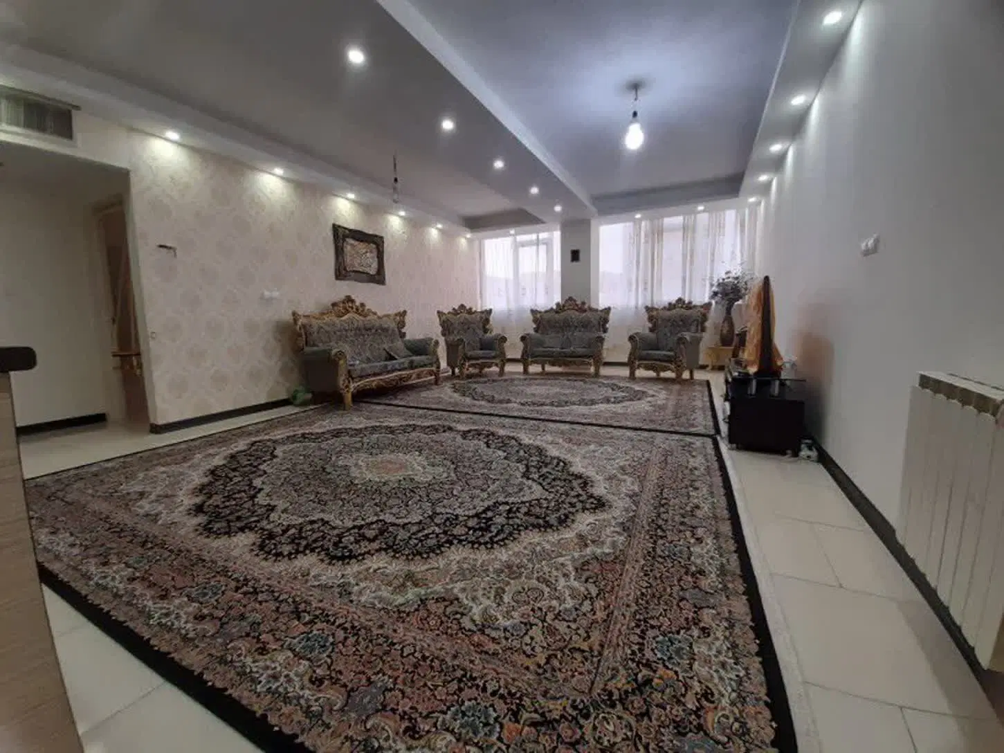 ۱۱۵ متری باغستان غربی