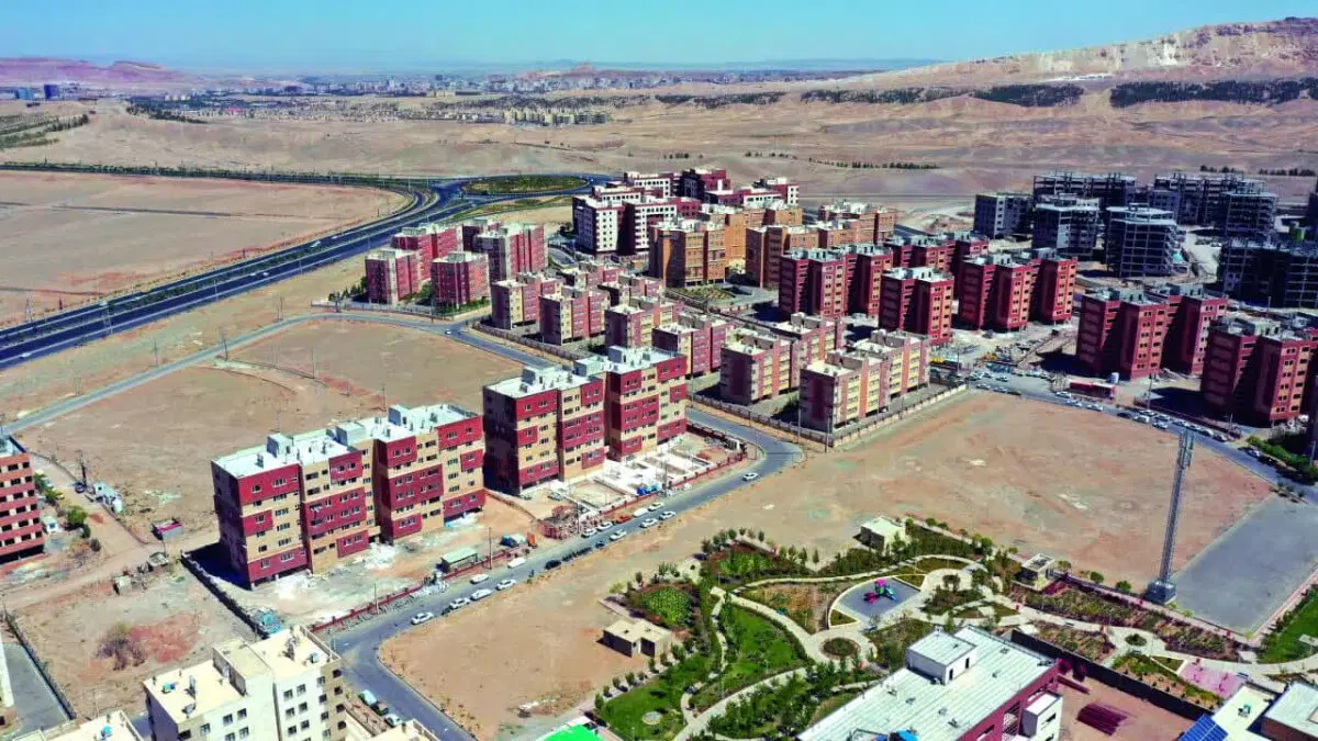 ایرالبرز ۱۰۲ متری
