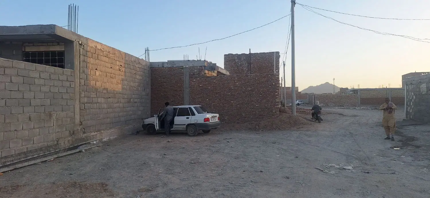 زمین سیادک.نوتی زهی