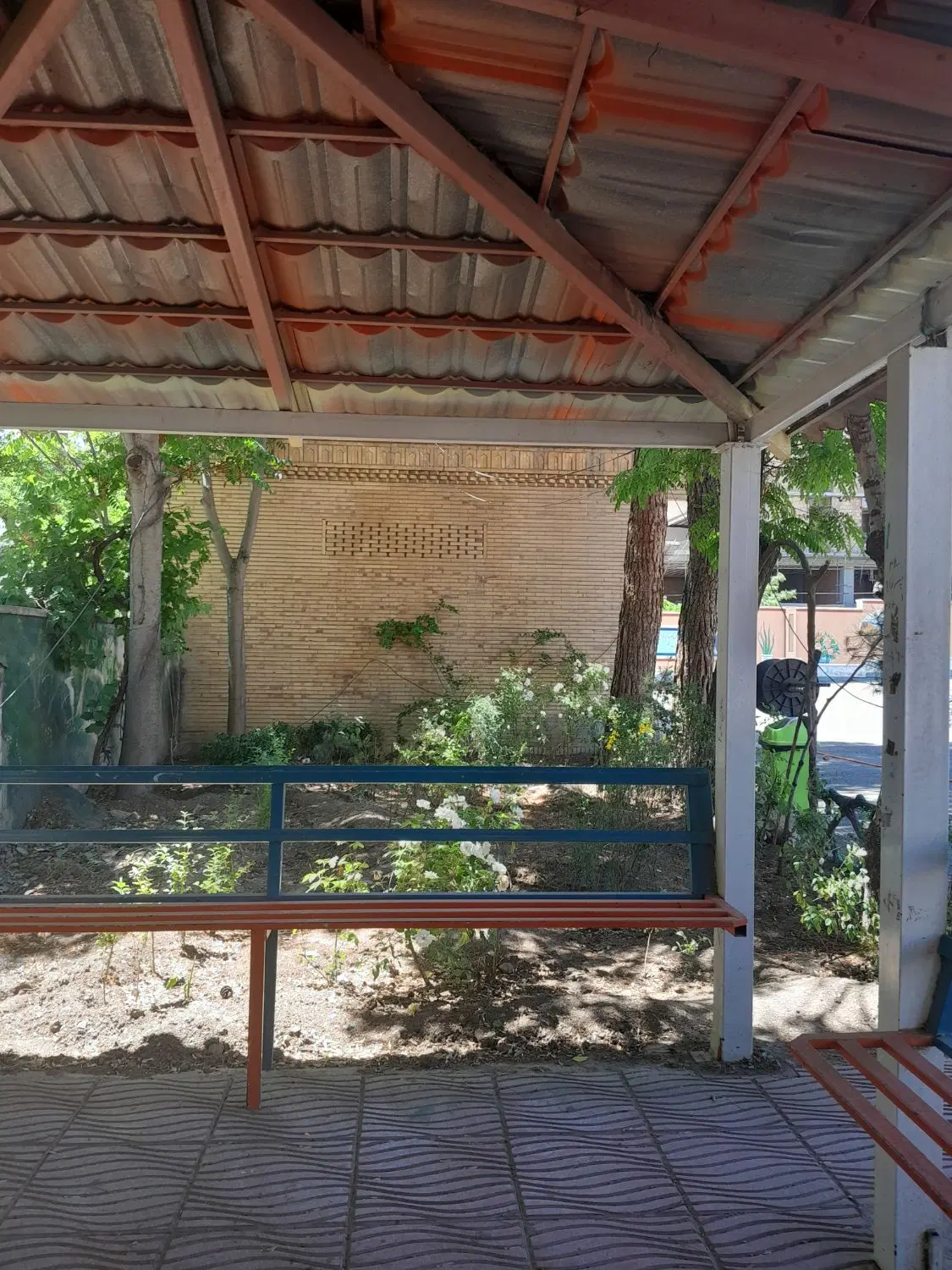 منزل مسکونی