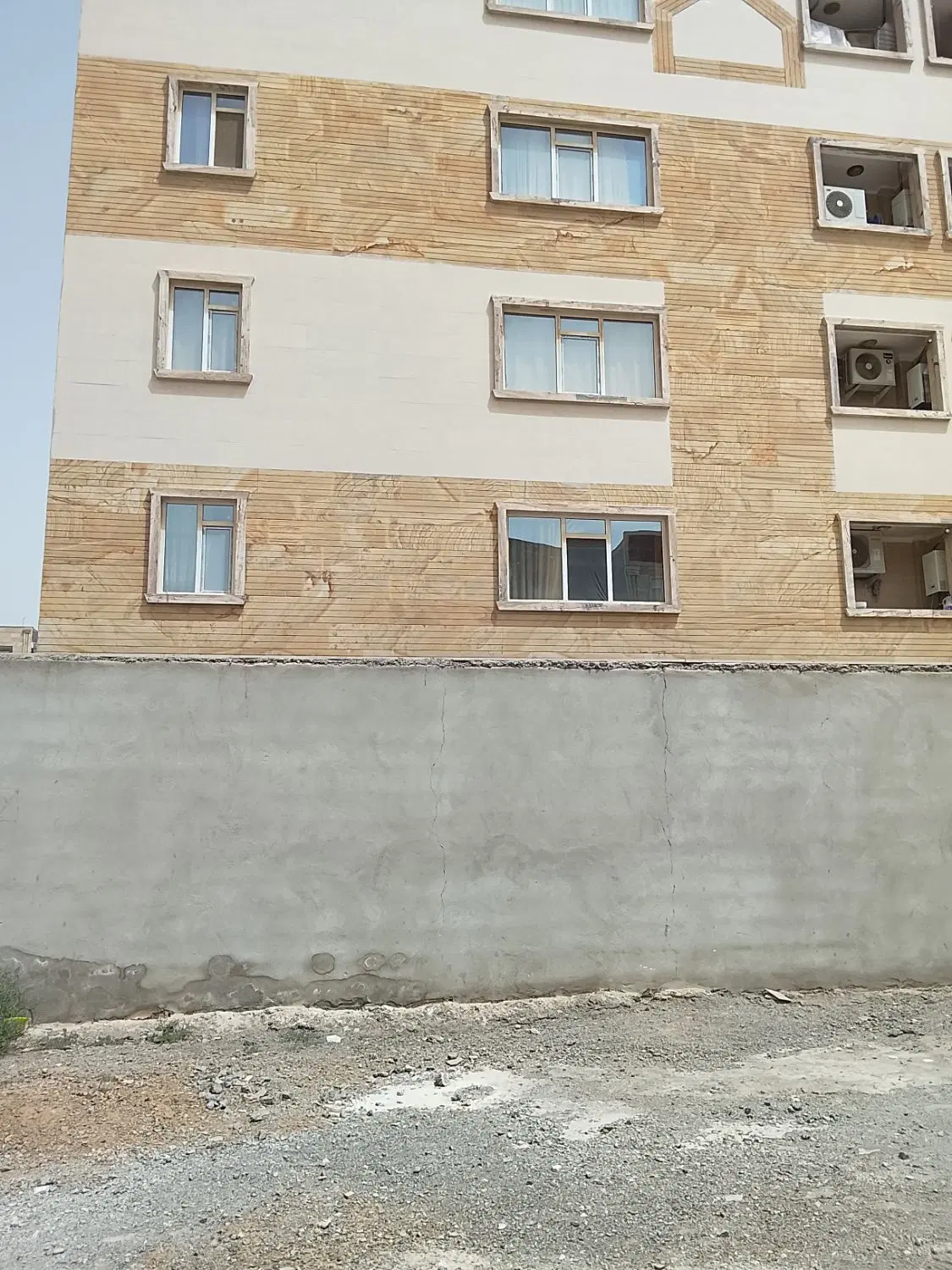 آپارتمان رجایی خیابان کوثر ۱۰۰ متری