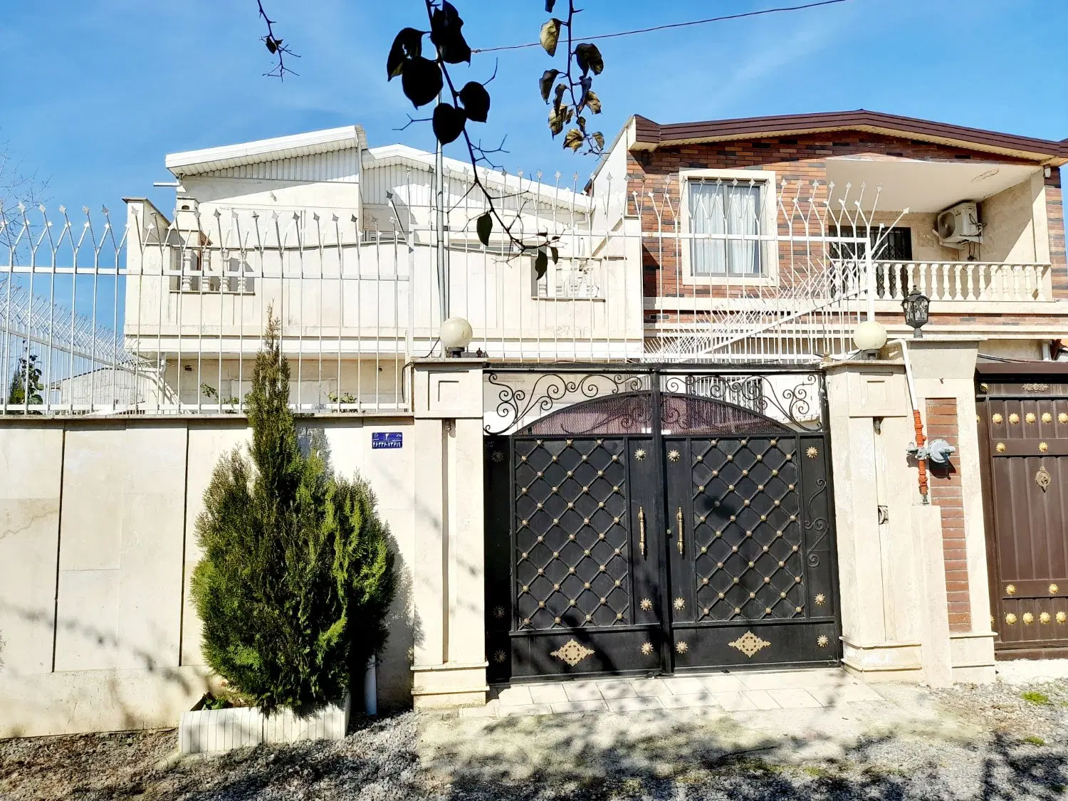 دو طبقه دربست