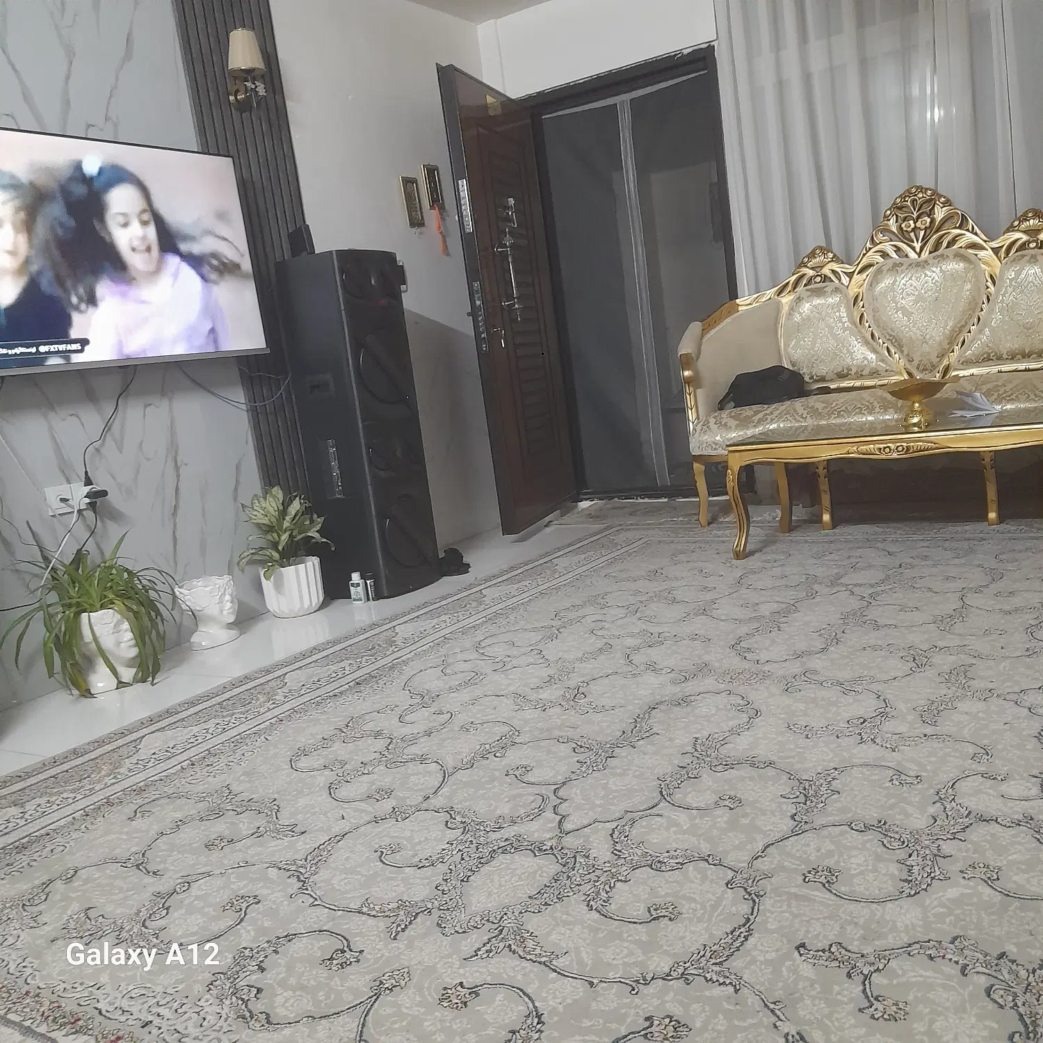 کار گذاری املاک کلید طلایی