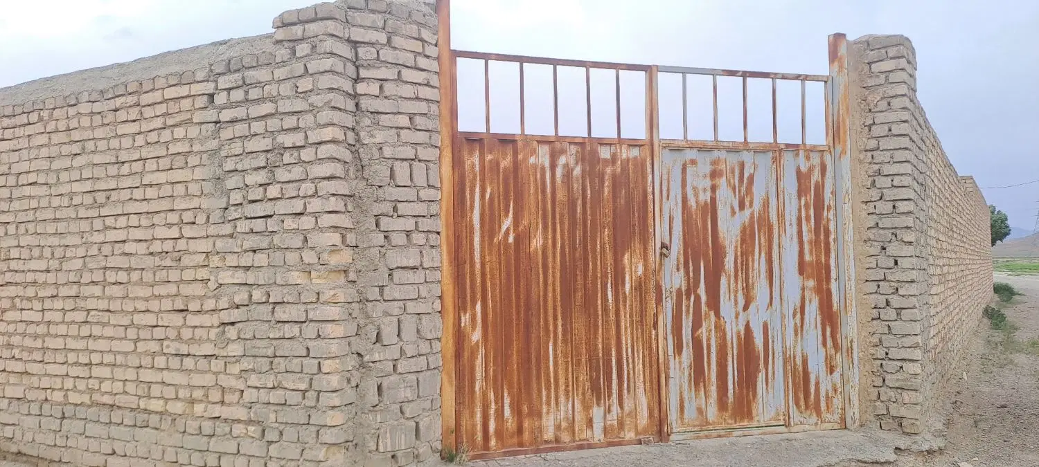 فروش زمین چهار دیواری