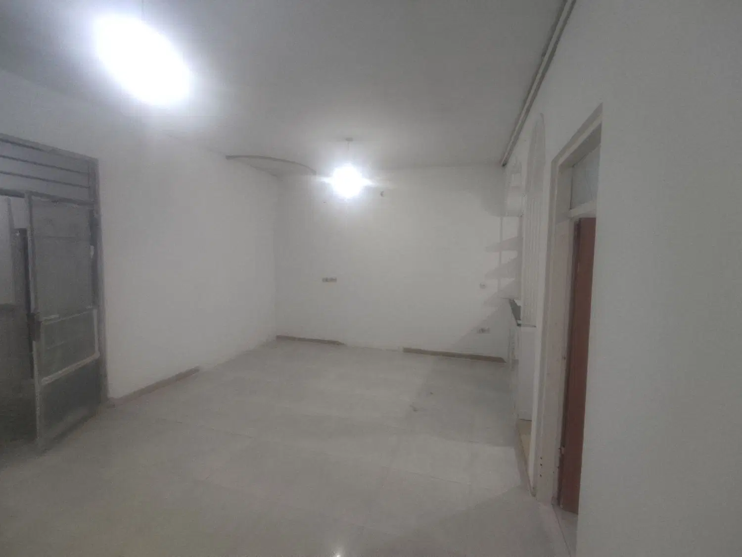 اپارتمان75متری بامغازه