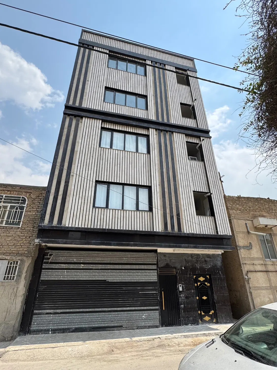 ۱۱۰ متر تک واحدی