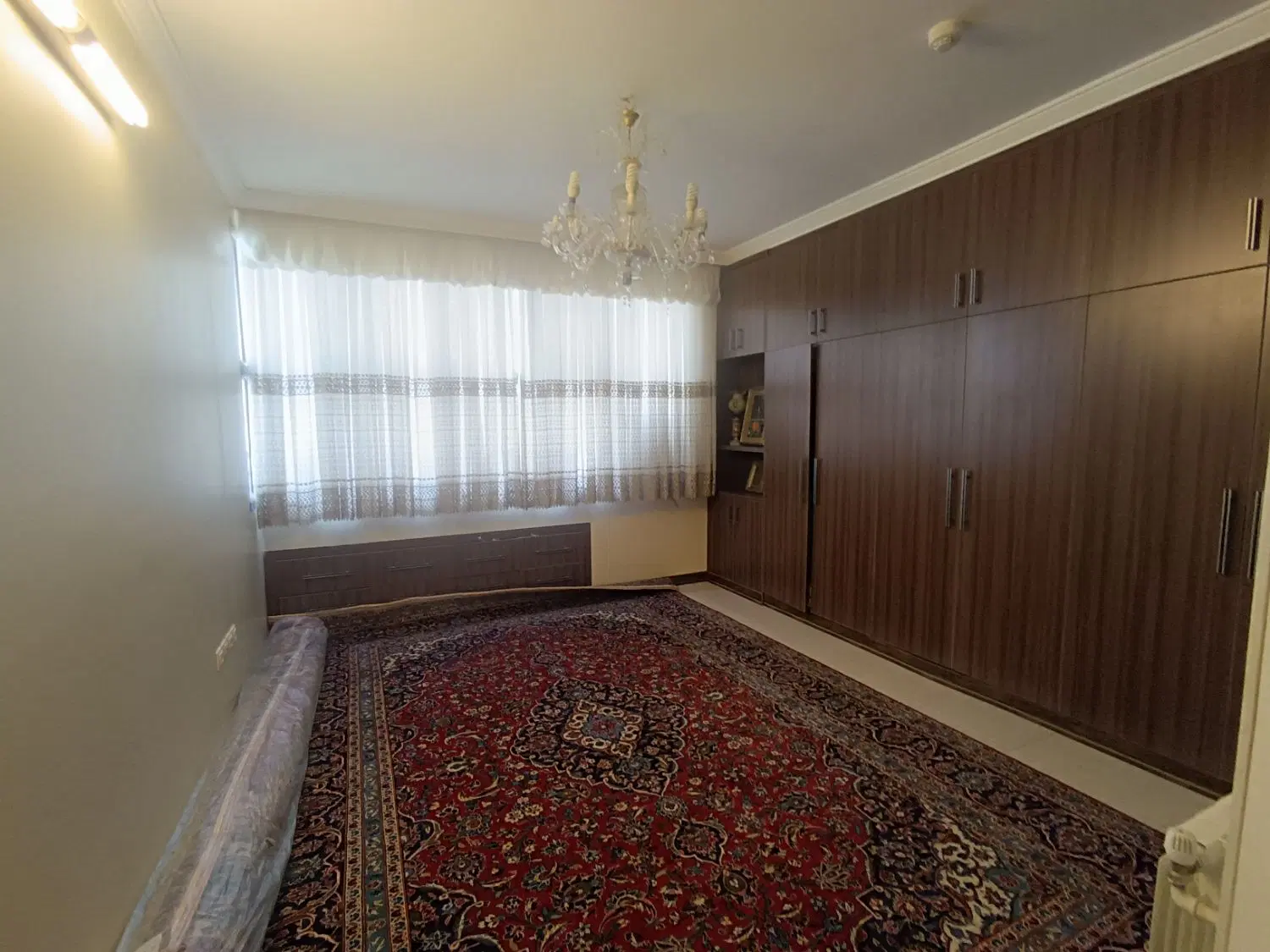 آپارتمان175متر_طبقه4_کاشانی جنوبی_3خواب_2کله نور