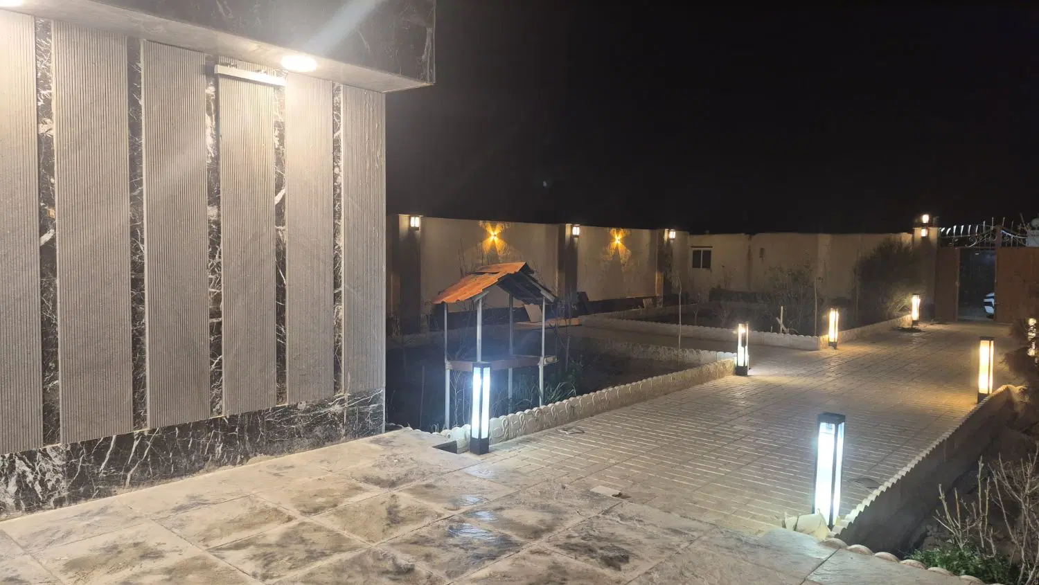 باغ ویلا مدرن شهرکی