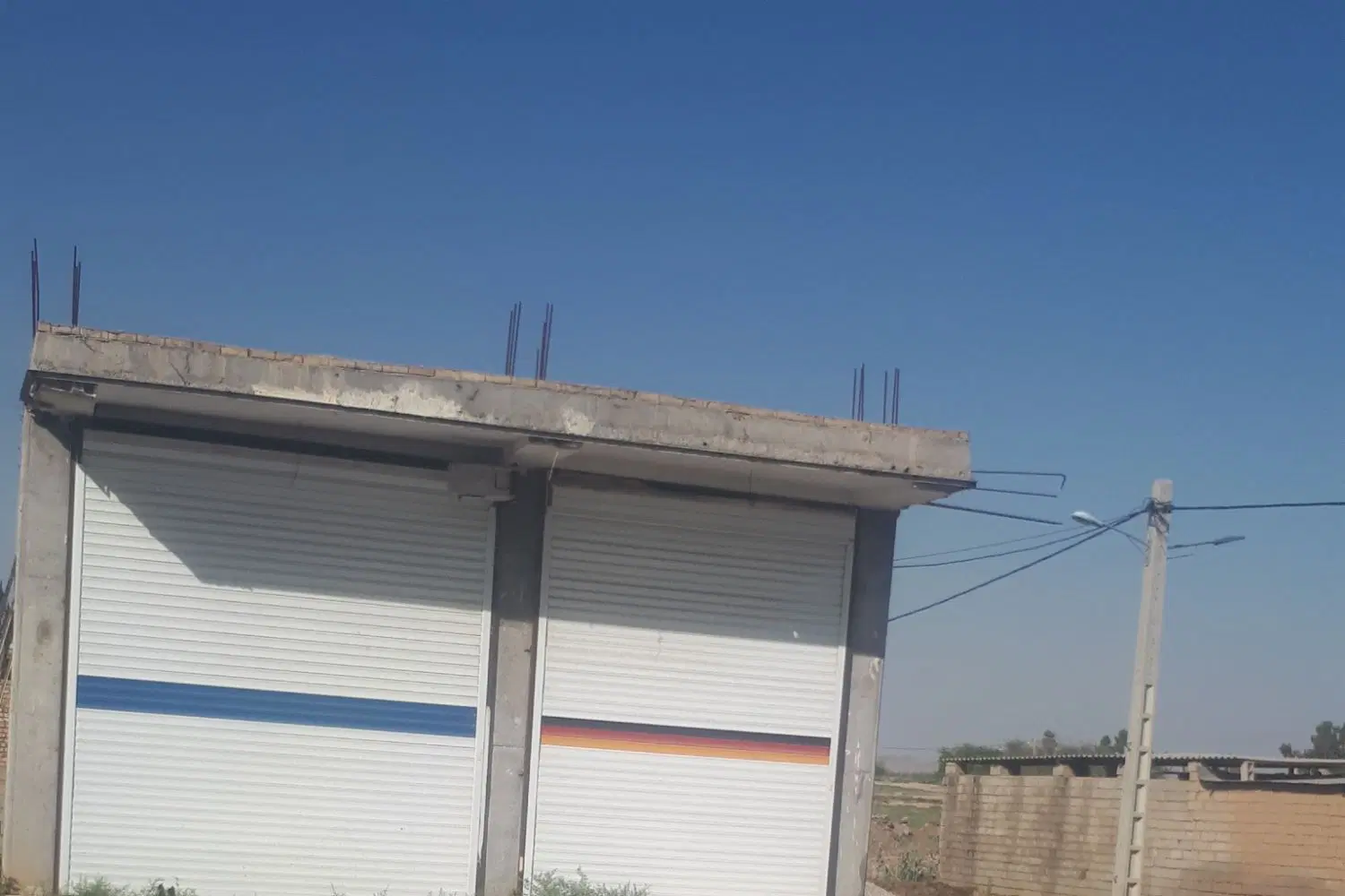 مغازه تجاری مسکونی