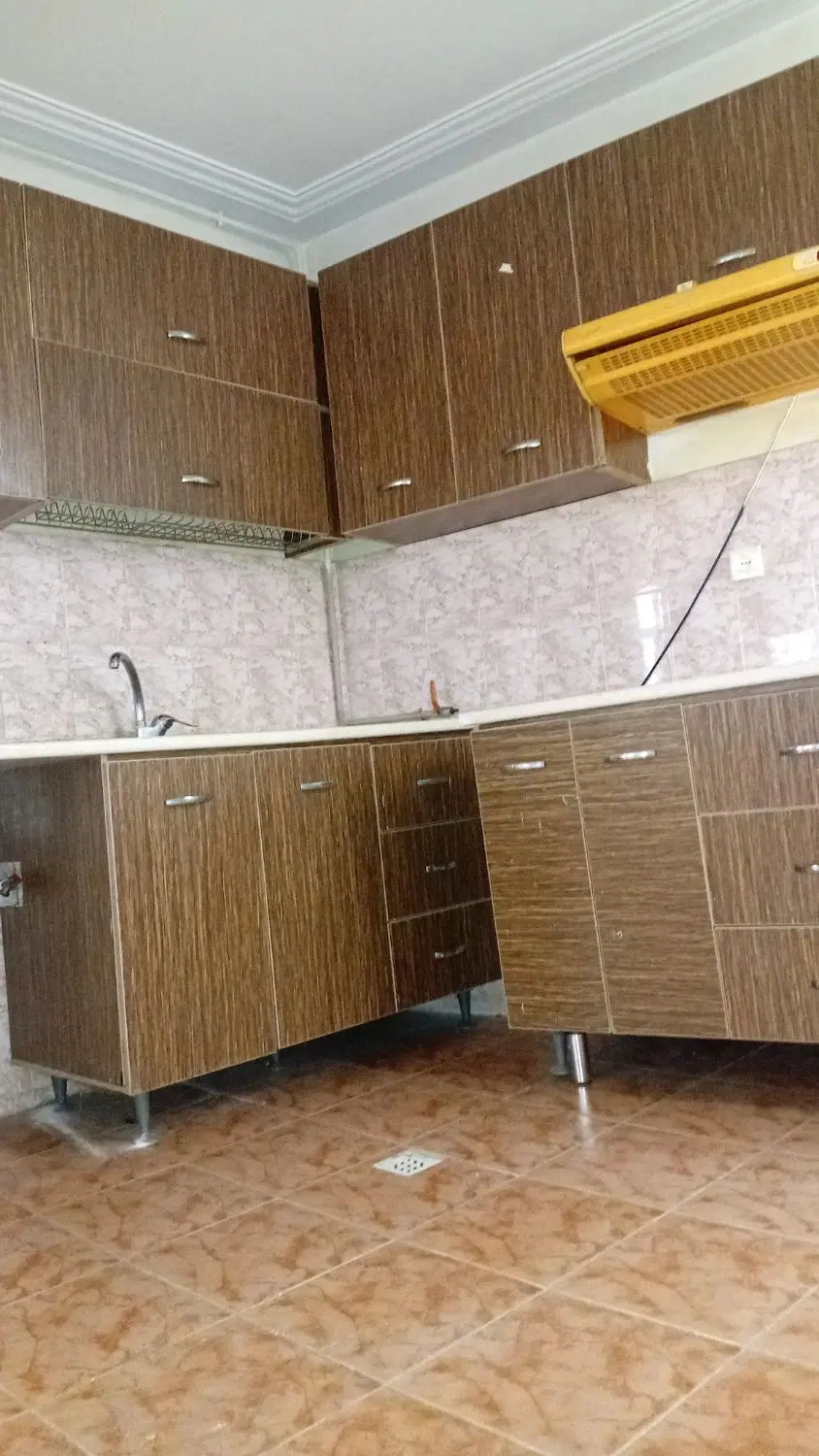 واحد تک خواب پارکینگ دار