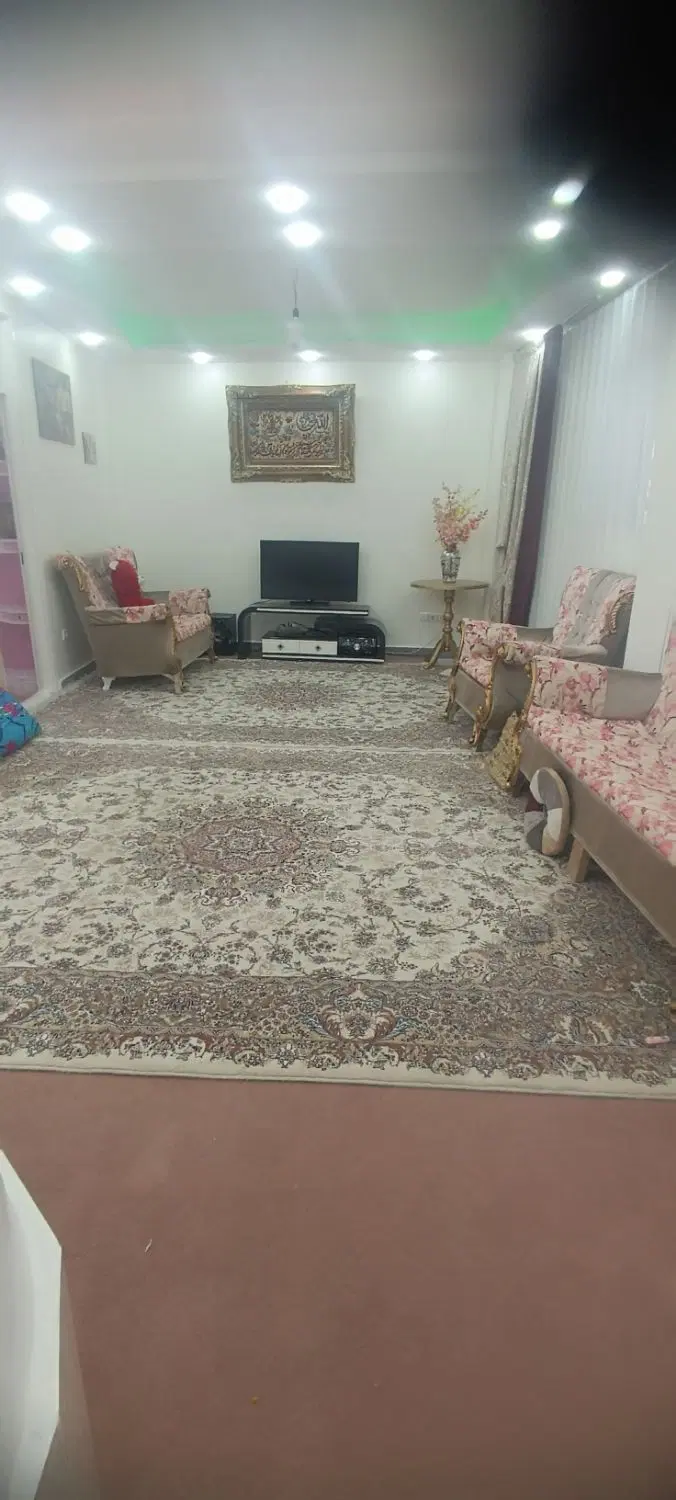 آپارتمان ۷۰ متر شهرک ارم