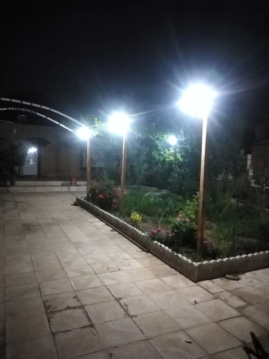 باغ ویلا زمین