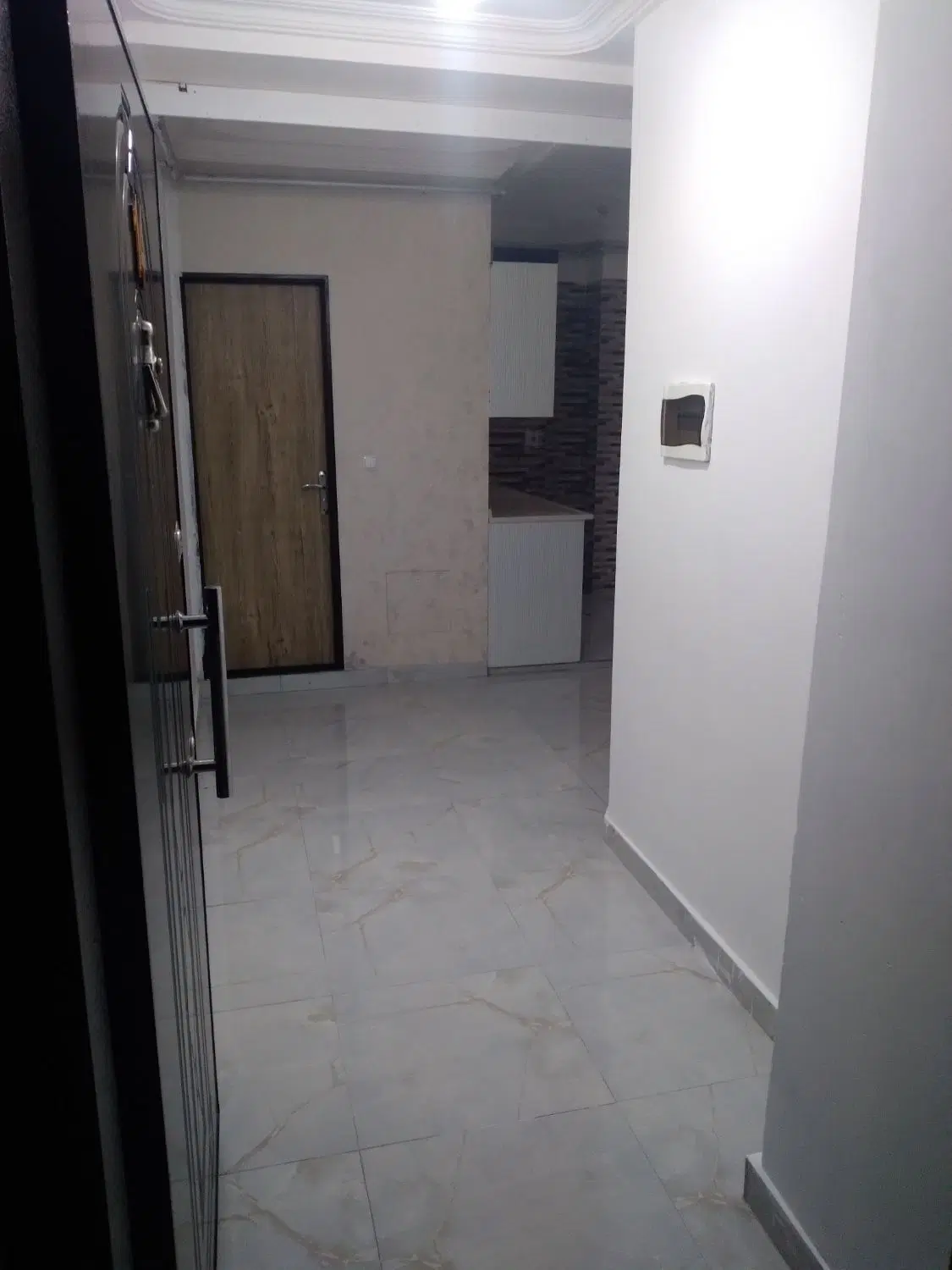 اجاره دفتر کار درخیابان اهندوست
