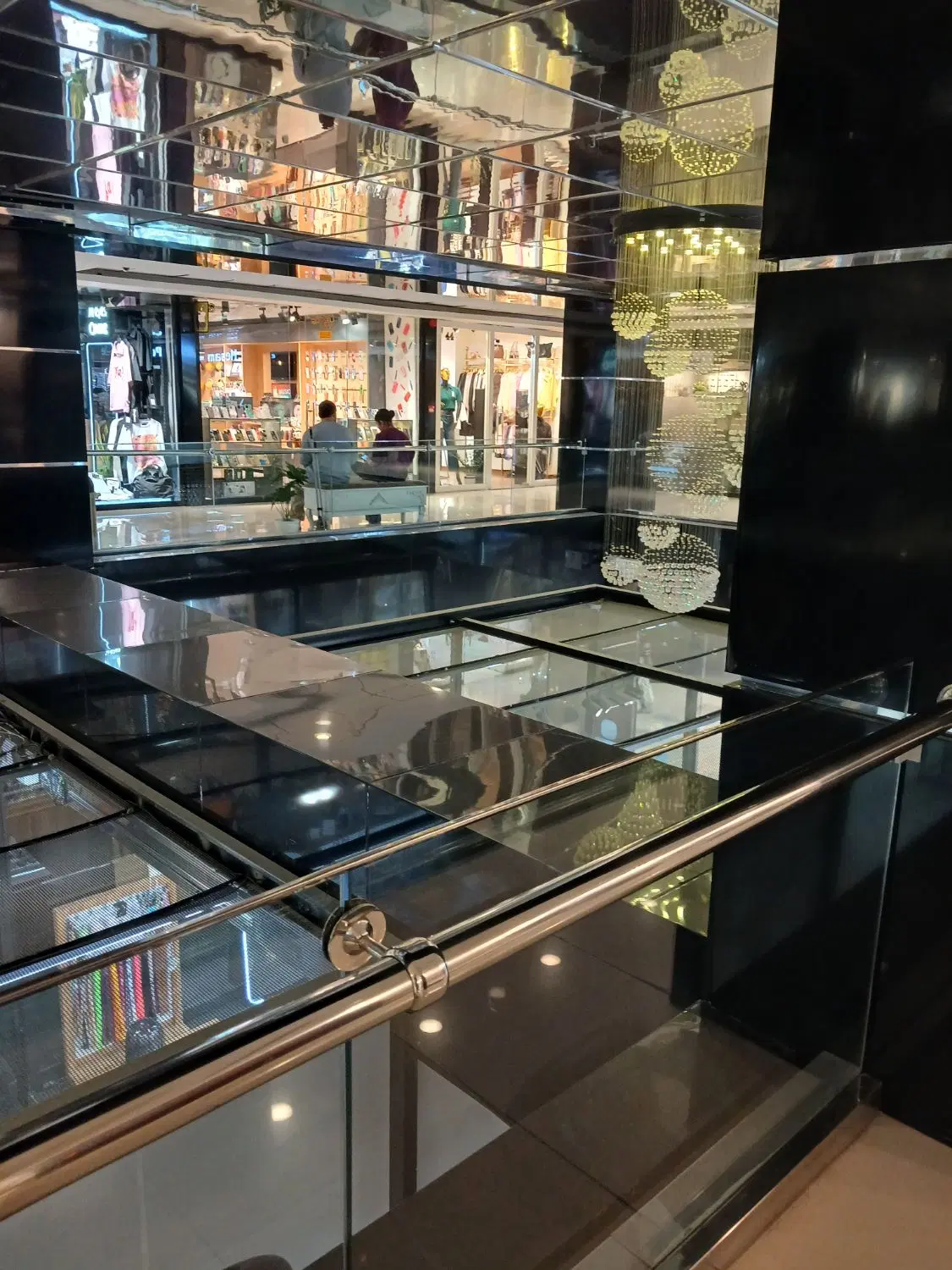 فروش تجاری مهرشهر فاز ۲ و ۳